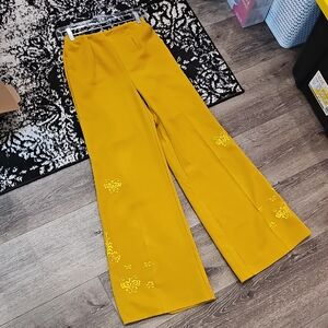 [Like New] EPIC Mustard Yellow Embroidered Women's Bell Bottoms Pants M/L